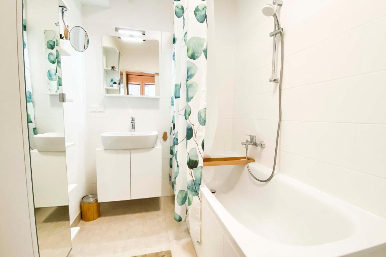 Green & Cozy Apartment - 15 Min To City Center Wien Eksteriør billede